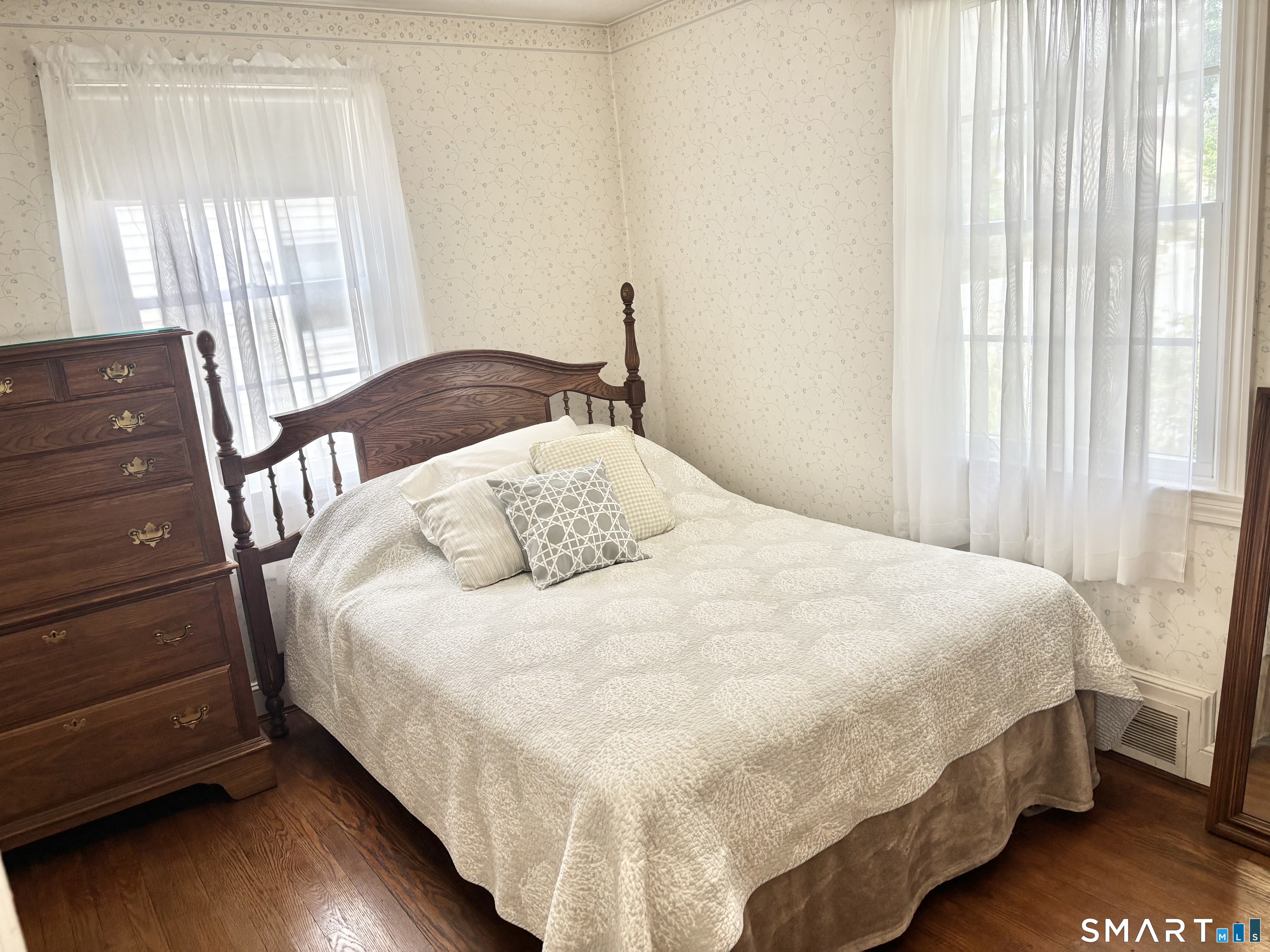 303 Cooper Hill Street Manchester CT 06040