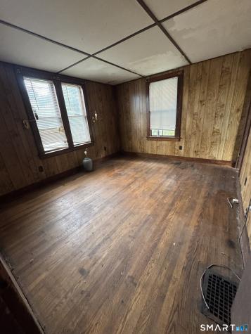 26 Grand Street Seymour CT 06483