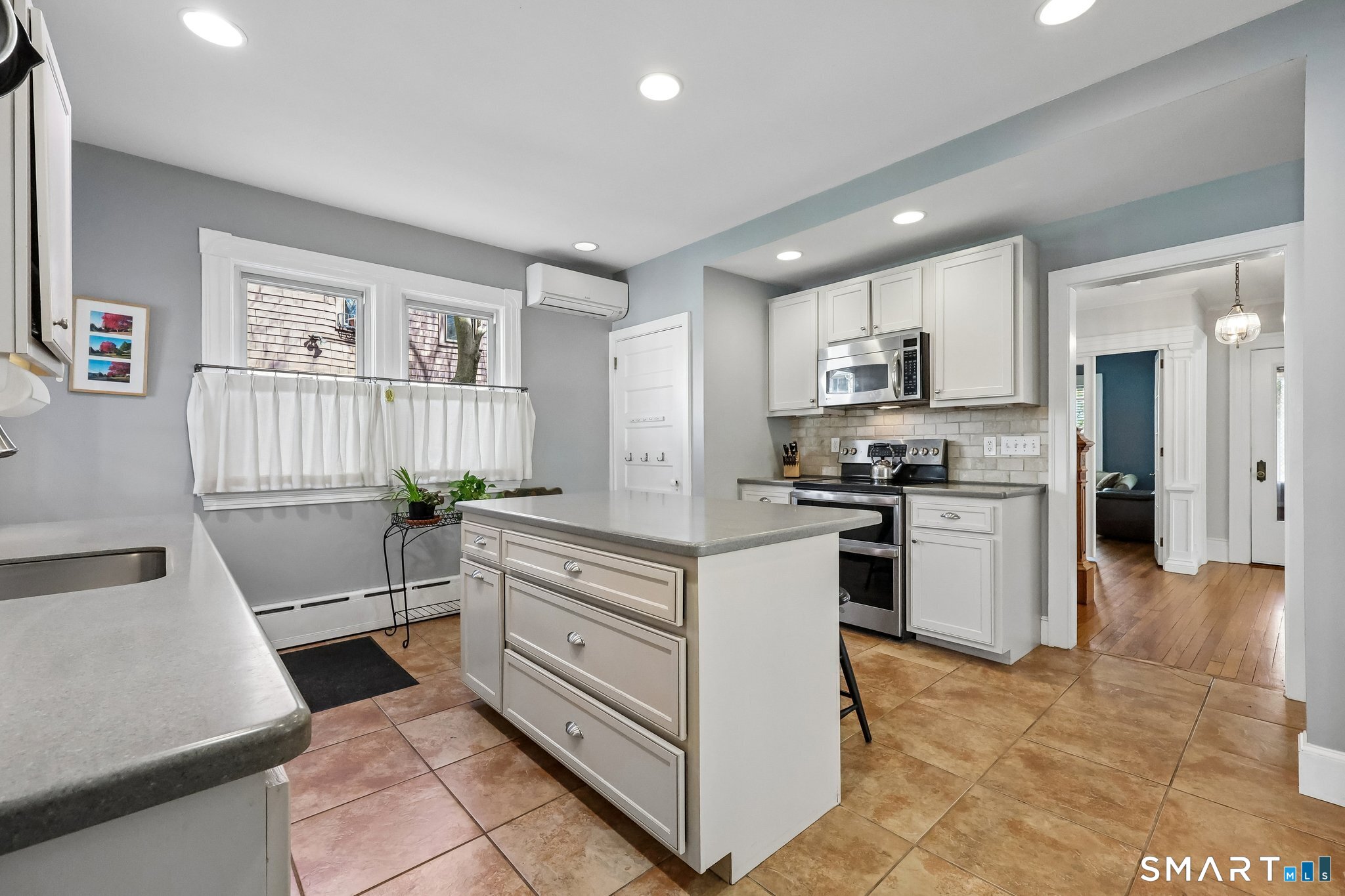 223 Oxford Street Hartford CT 06105