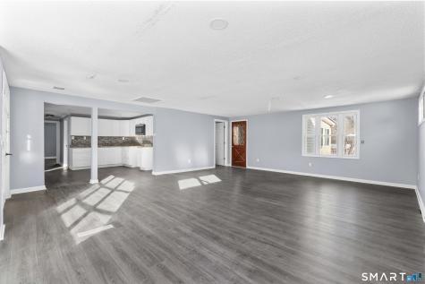 61 Flyers Drive Norwich CT 06360