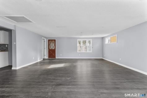 61 Flyers Drive Norwich CT 06360