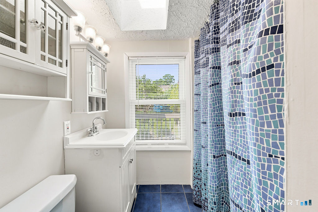 176 Stonehouse Road Trumbull CT 06611
