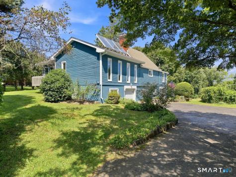 176 Stonehouse Road Trumbull CT 06611