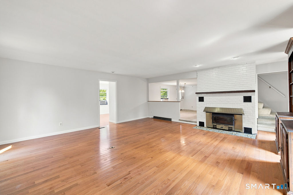 176 Stonehouse Road Trumbull CT 06611