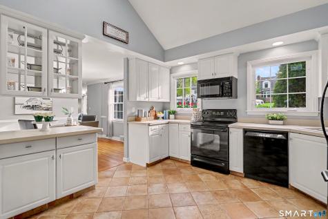 1747 Jennings Road Fairfield CT 06824