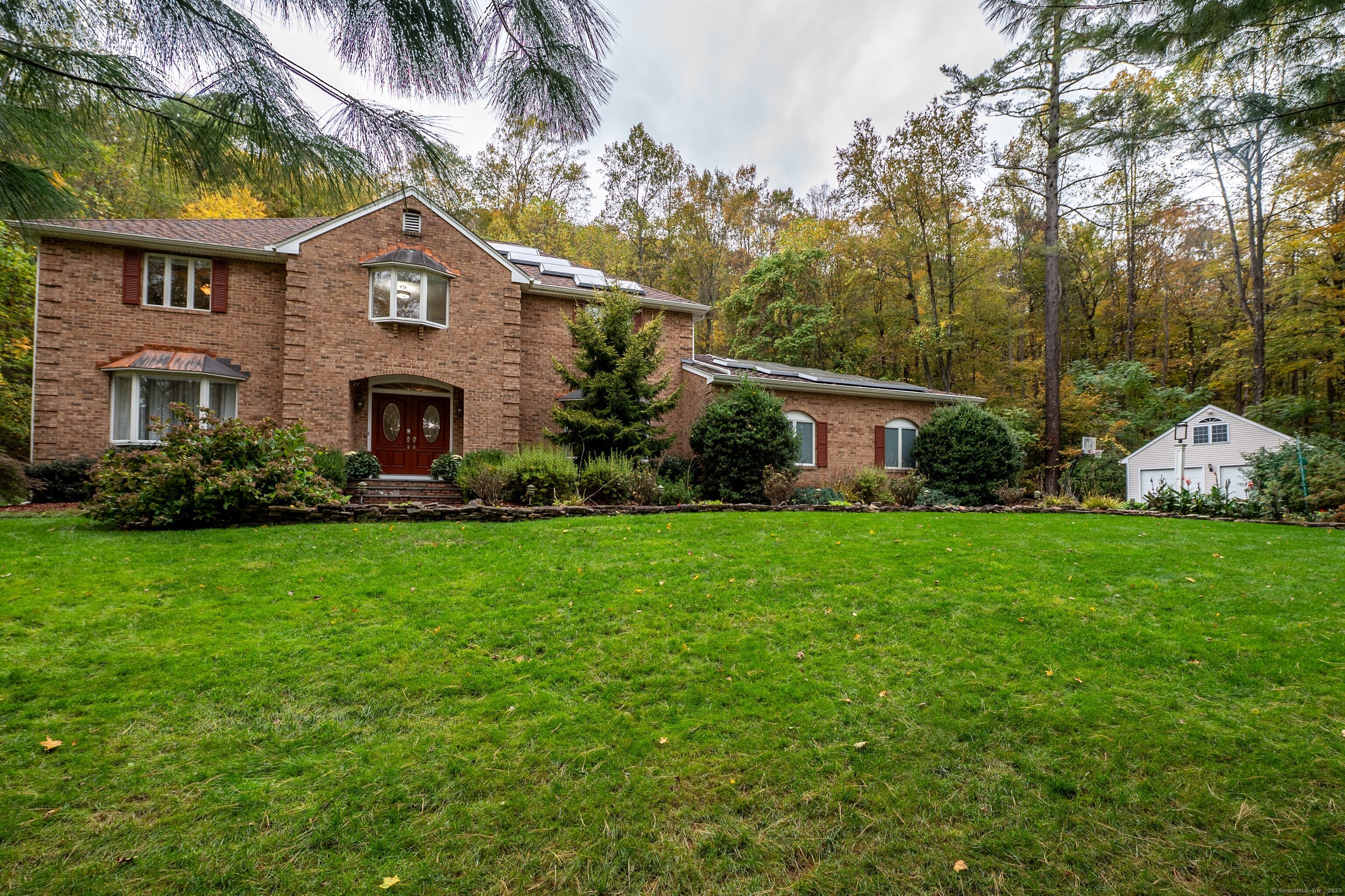 85 Inverness Court Cheshire CT 06410