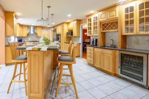 85 Inverness Court Cheshire CT 06410