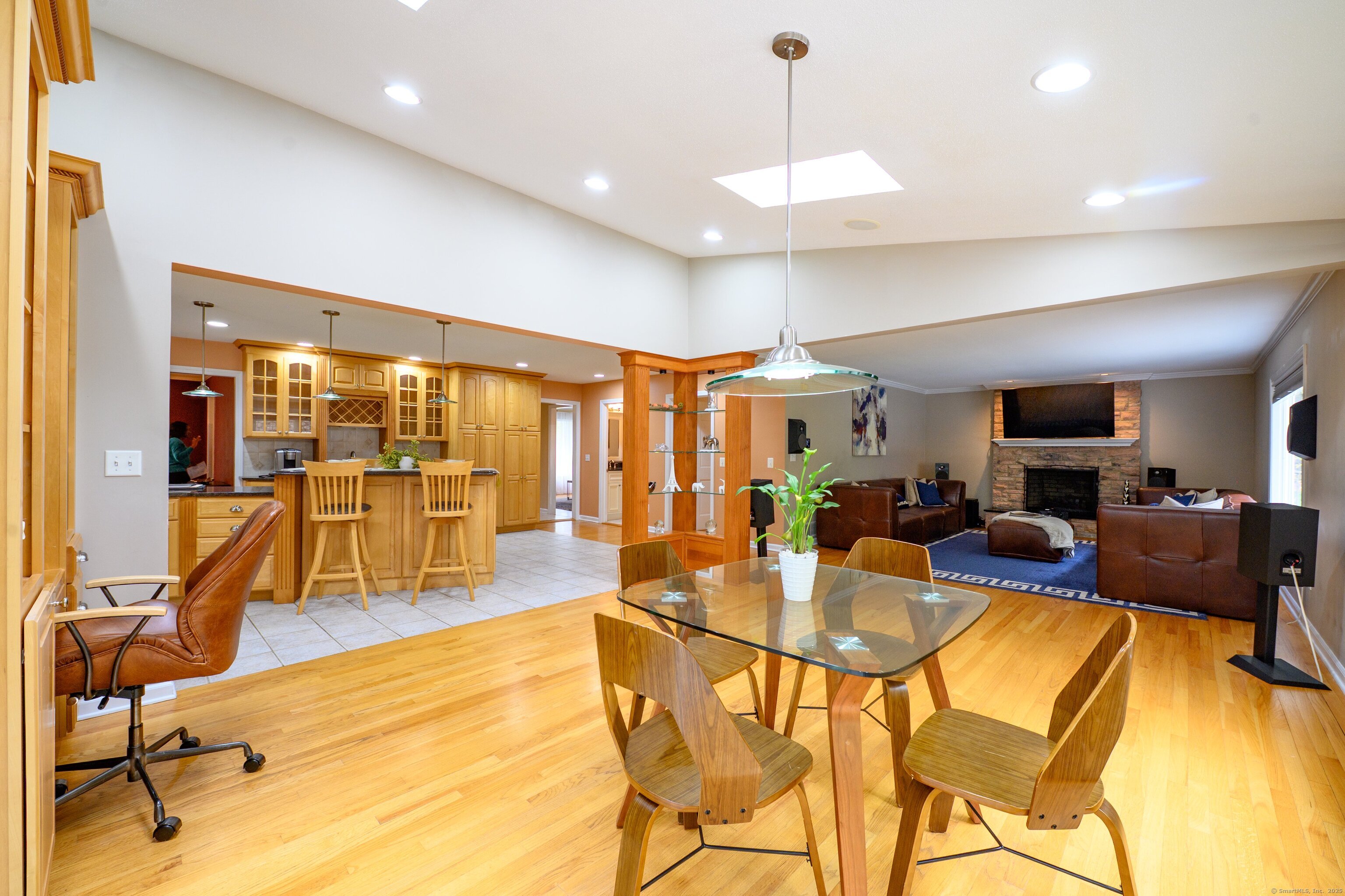 85 Inverness Court Cheshire CT 06410