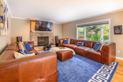 85 Inverness Court Cheshire CT 06410