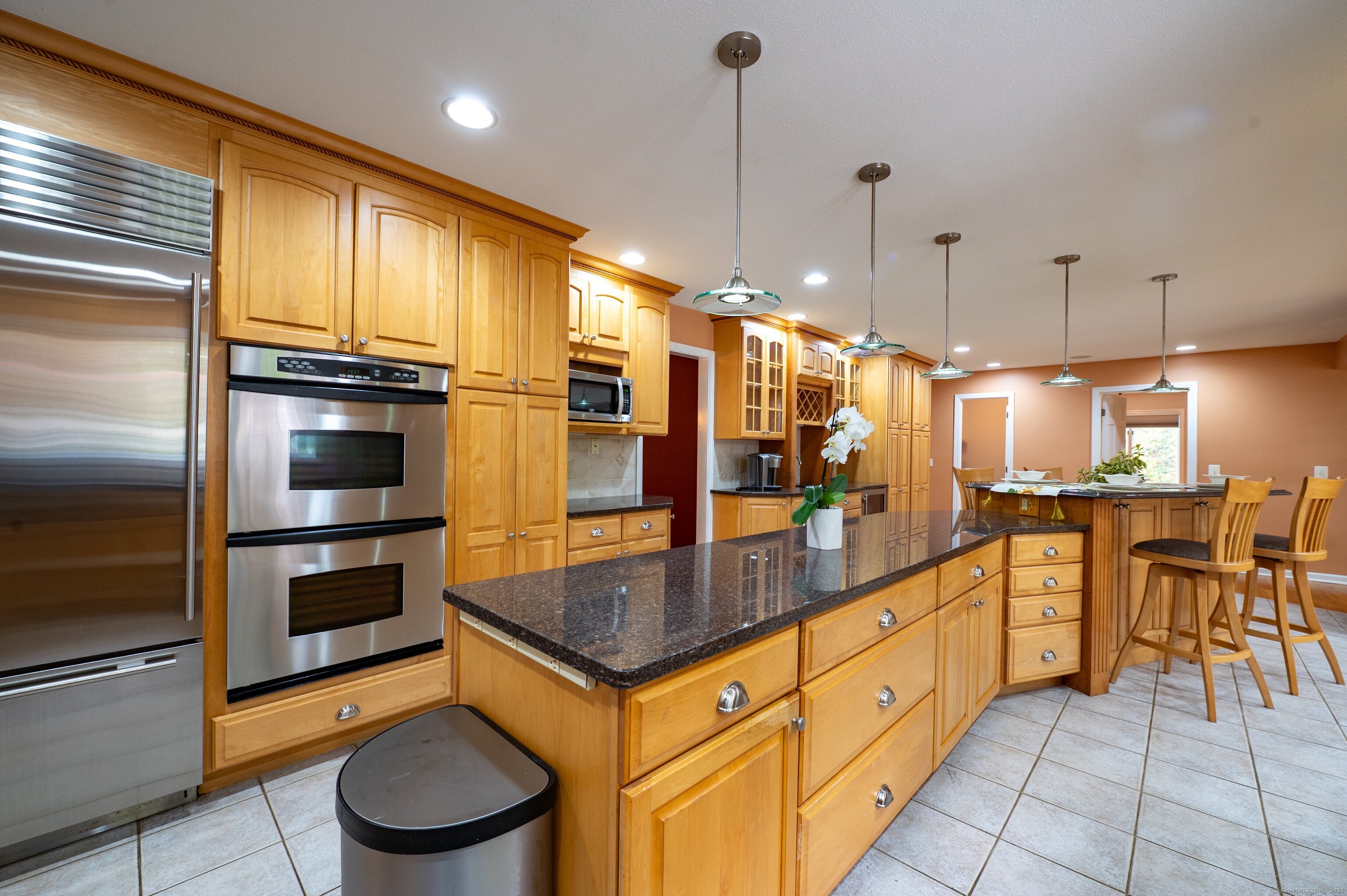 85 Inverness Court Cheshire CT 06410