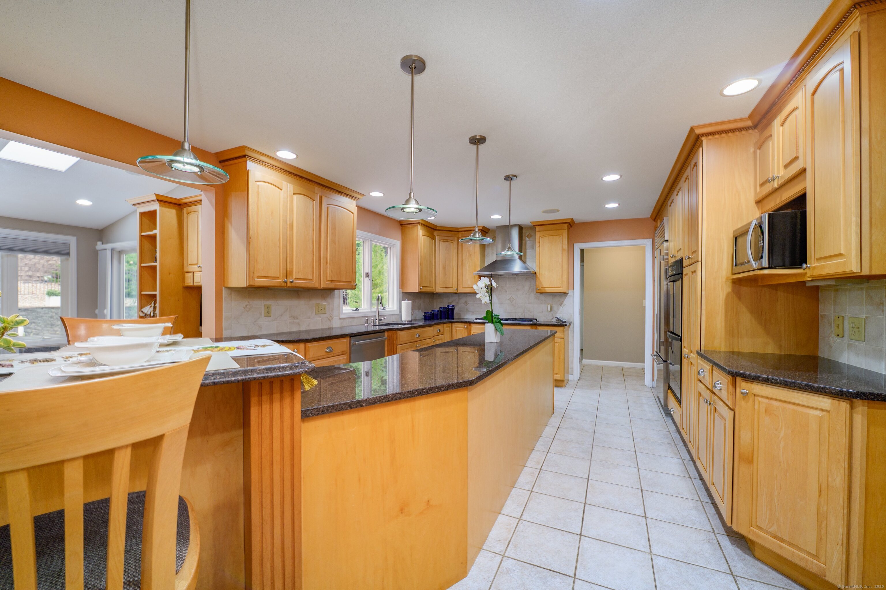 85 Inverness Court Cheshire CT 06410