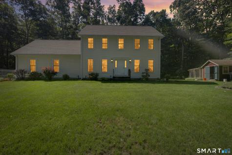 391 Squaw Hollow Road Ashford CT 06278