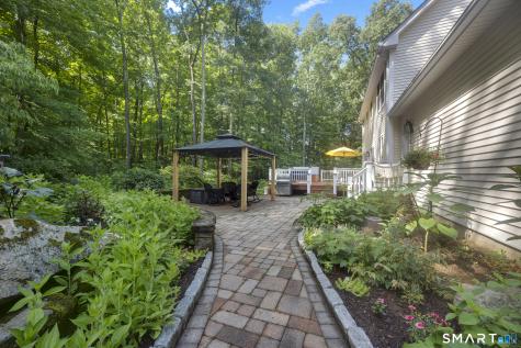 391 Squaw Hollow Road Ashford CT 06278