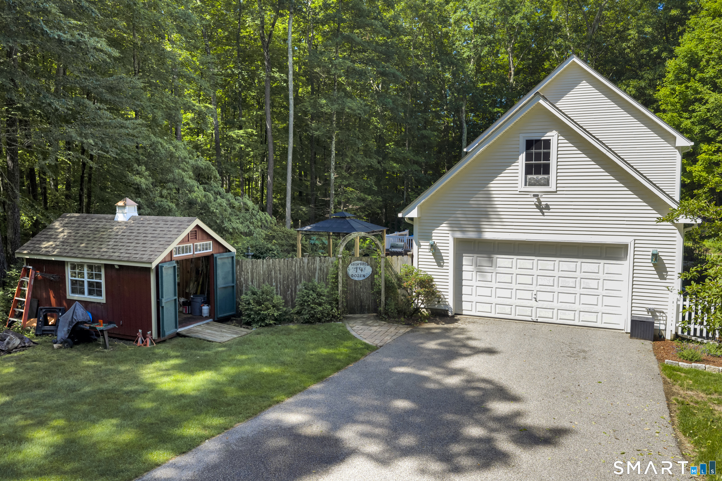391 Squaw Hollow Road Ashford CT 06278