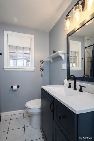 33 Washington Street Plainville CT 06062