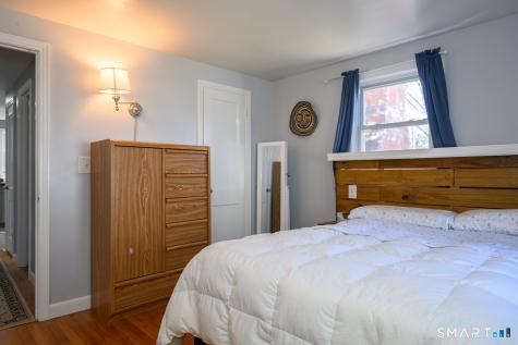33 Washington Street Plainville CT 06062