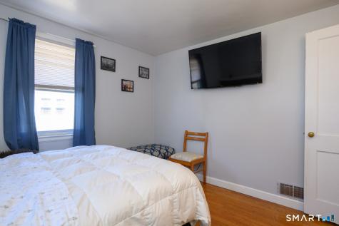 33 Washington Street Plainville CT 06062