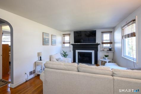 33 Washington Street Plainville CT 06062