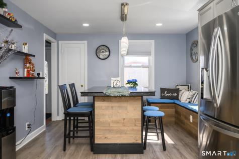 33 Washington Street Plainville CT 06062