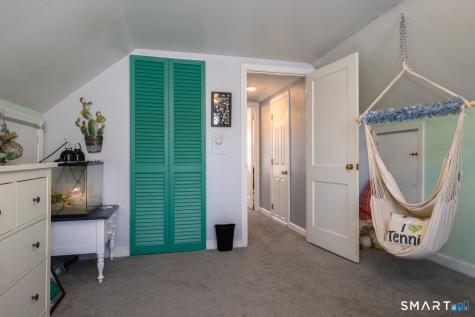 33 Washington Street Plainville CT 06062