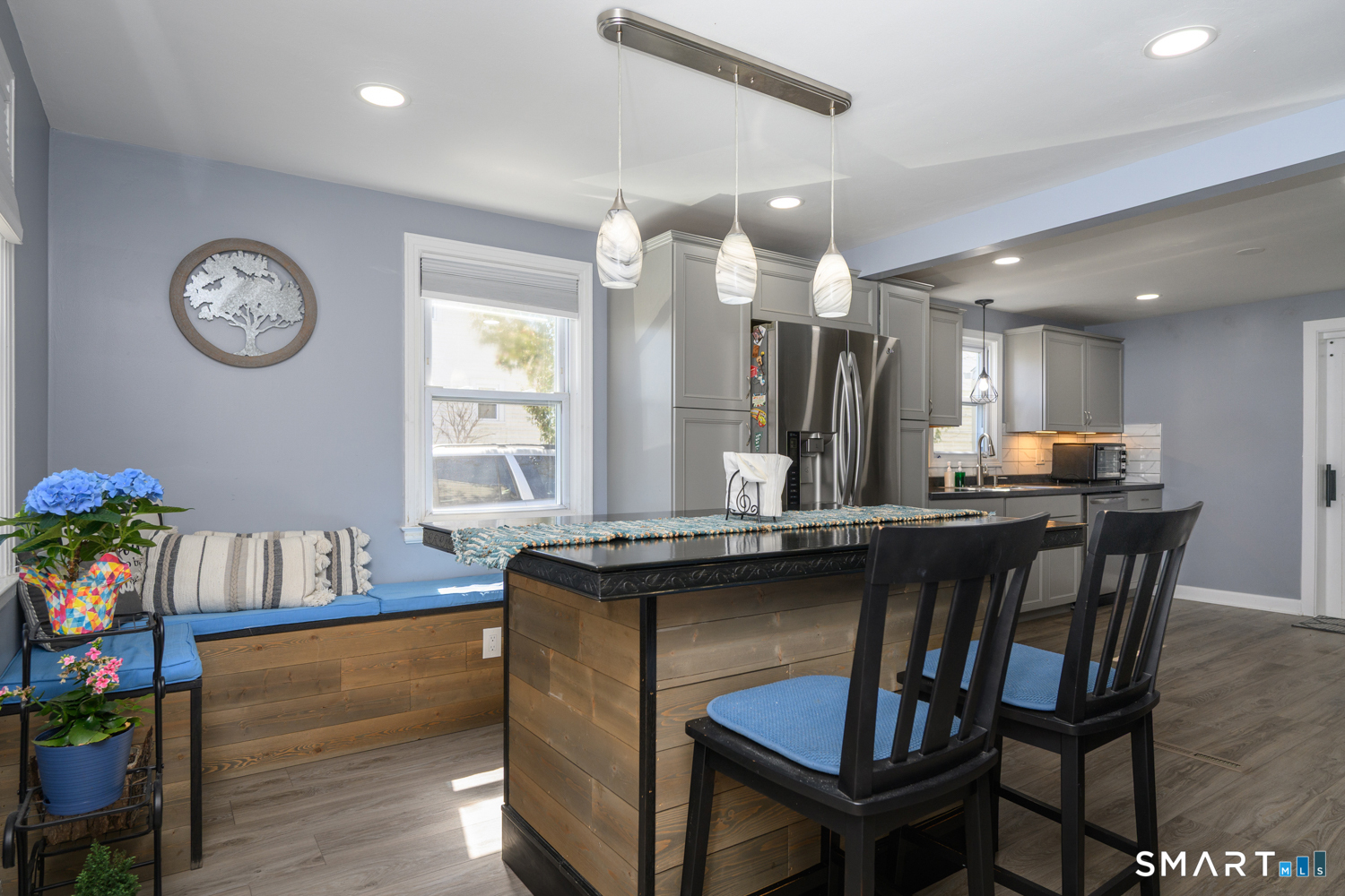 33 Washington Street Plainville CT 06062