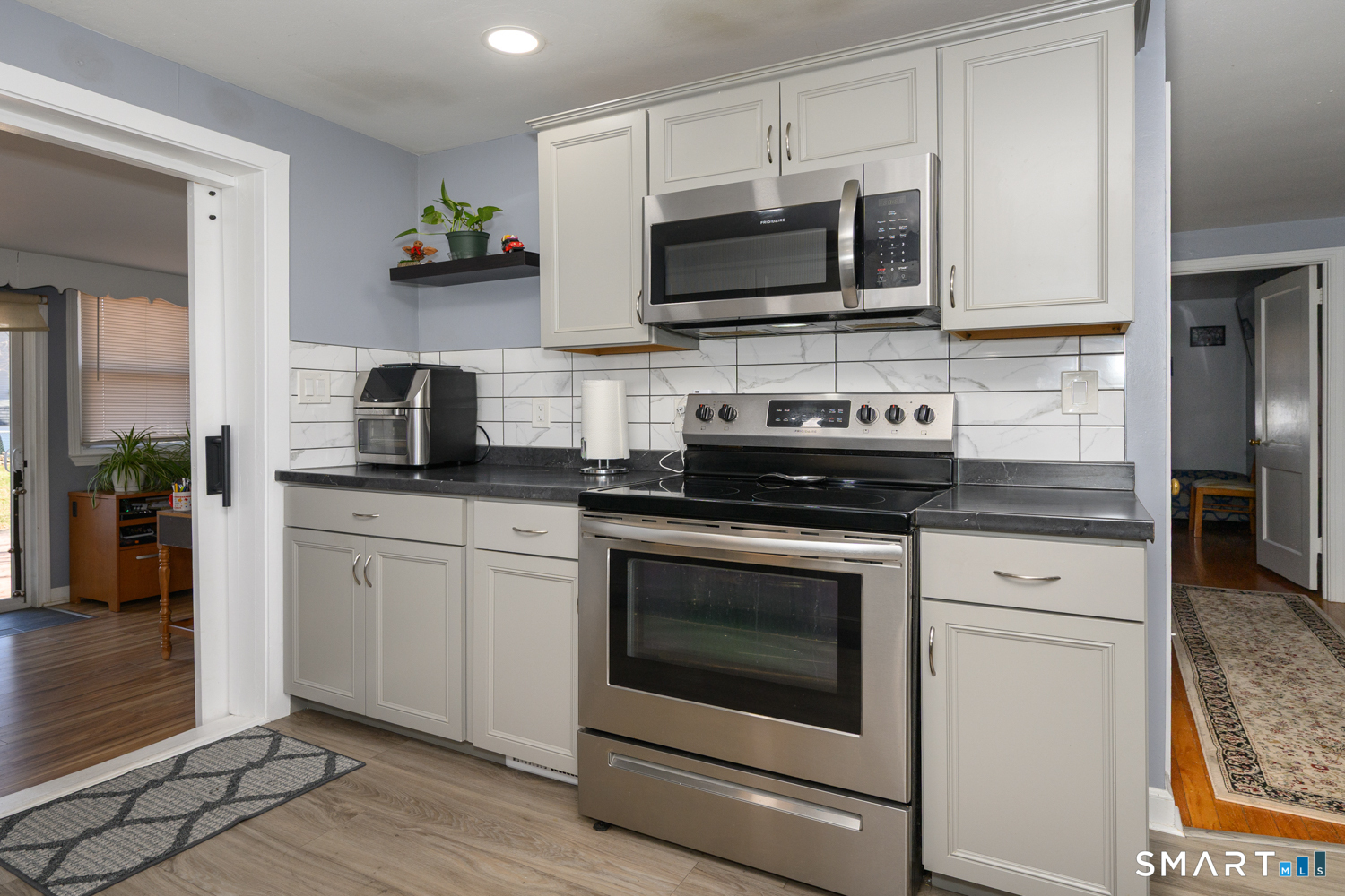 33 Washington Street Plainville CT 06062