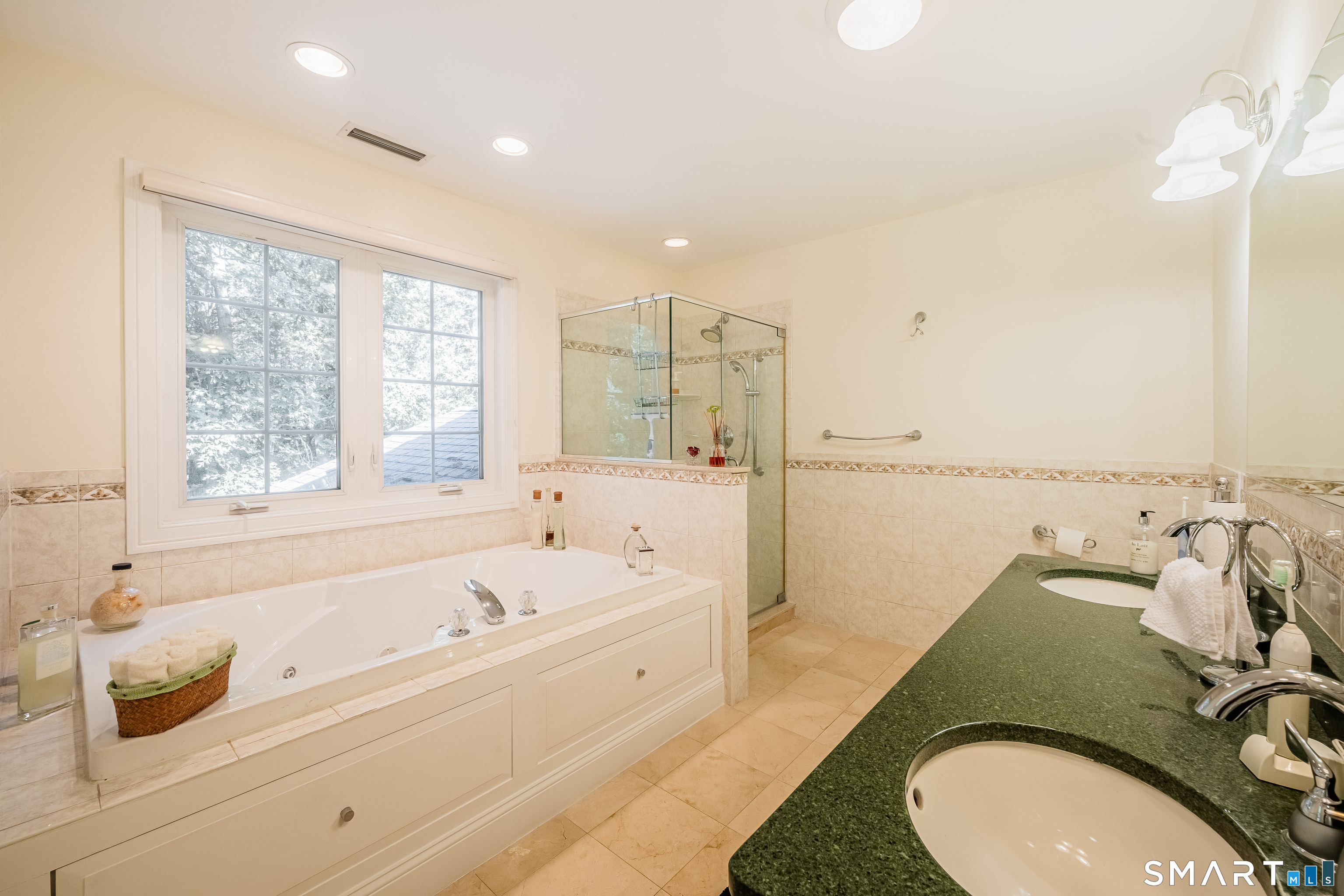 65 West Dayton Hill Road Wallingford CT 06492
