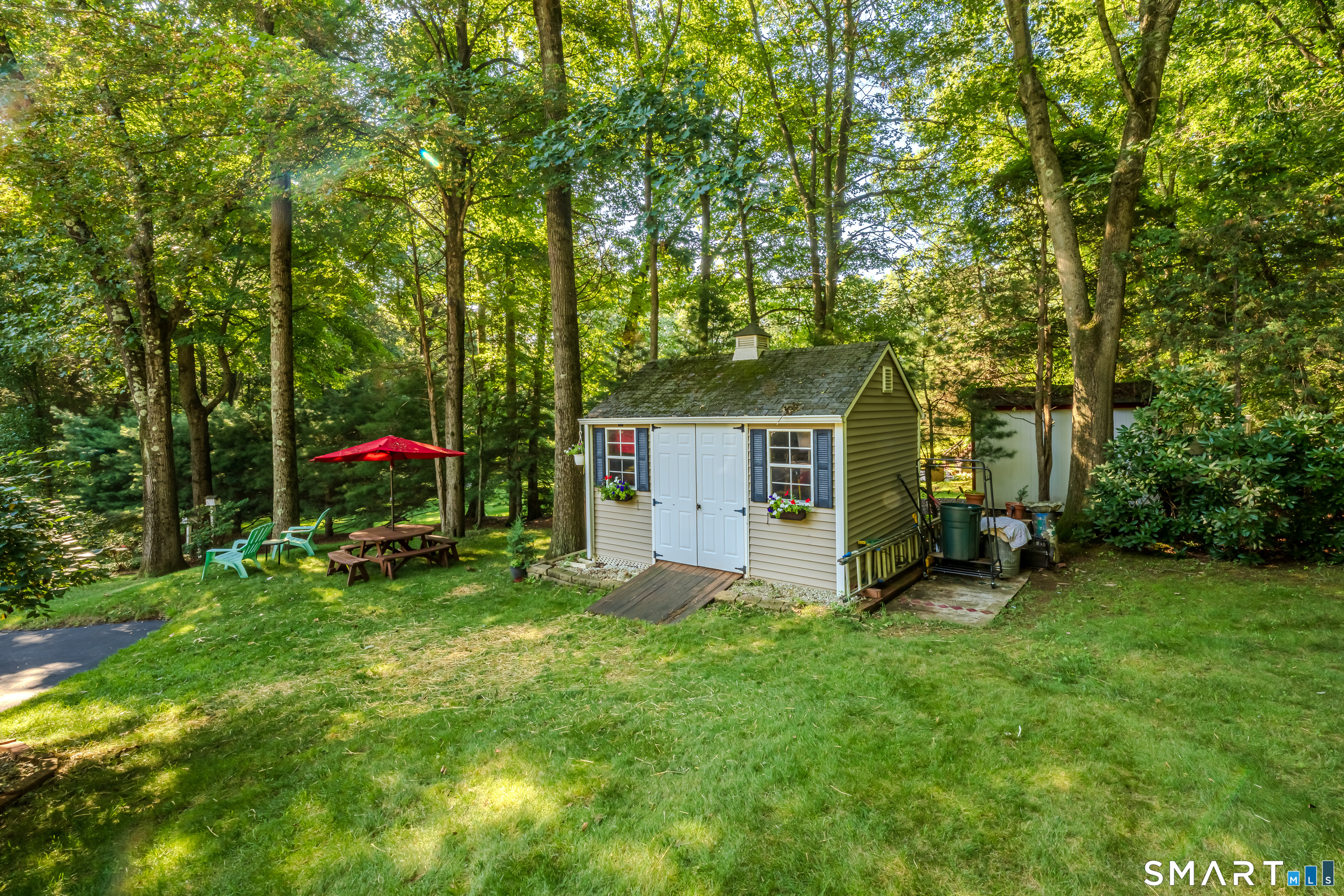 65 West Dayton Hill Road Wallingford CT 06492
