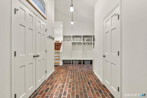 61 Ryders Lane Wilton CT 06897