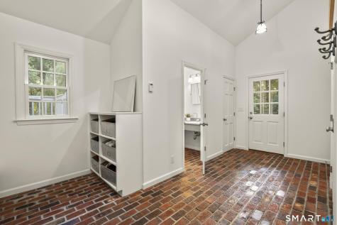 61 Ryders Lane Wilton CT 06897