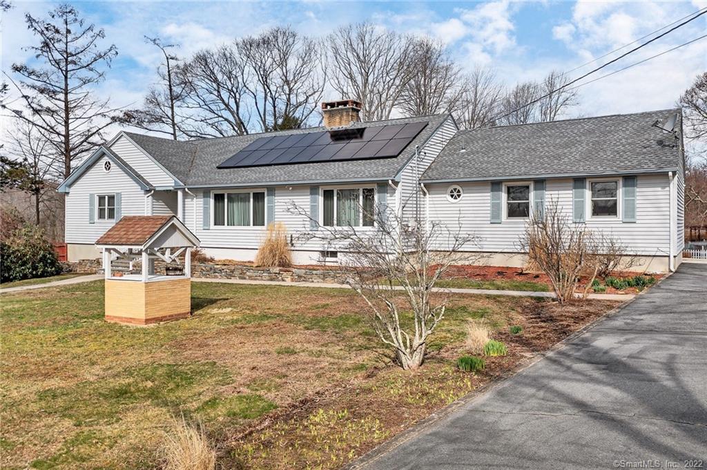 123 Grassy Hill Road East Lyme CT 06333