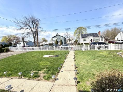 185 Grandview Avenue Bridgeport CT 06606