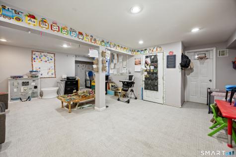 16 Sorensen Road West Haven CT 06516