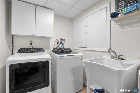 86 Rolling Wood Drive Stamford CT 06905