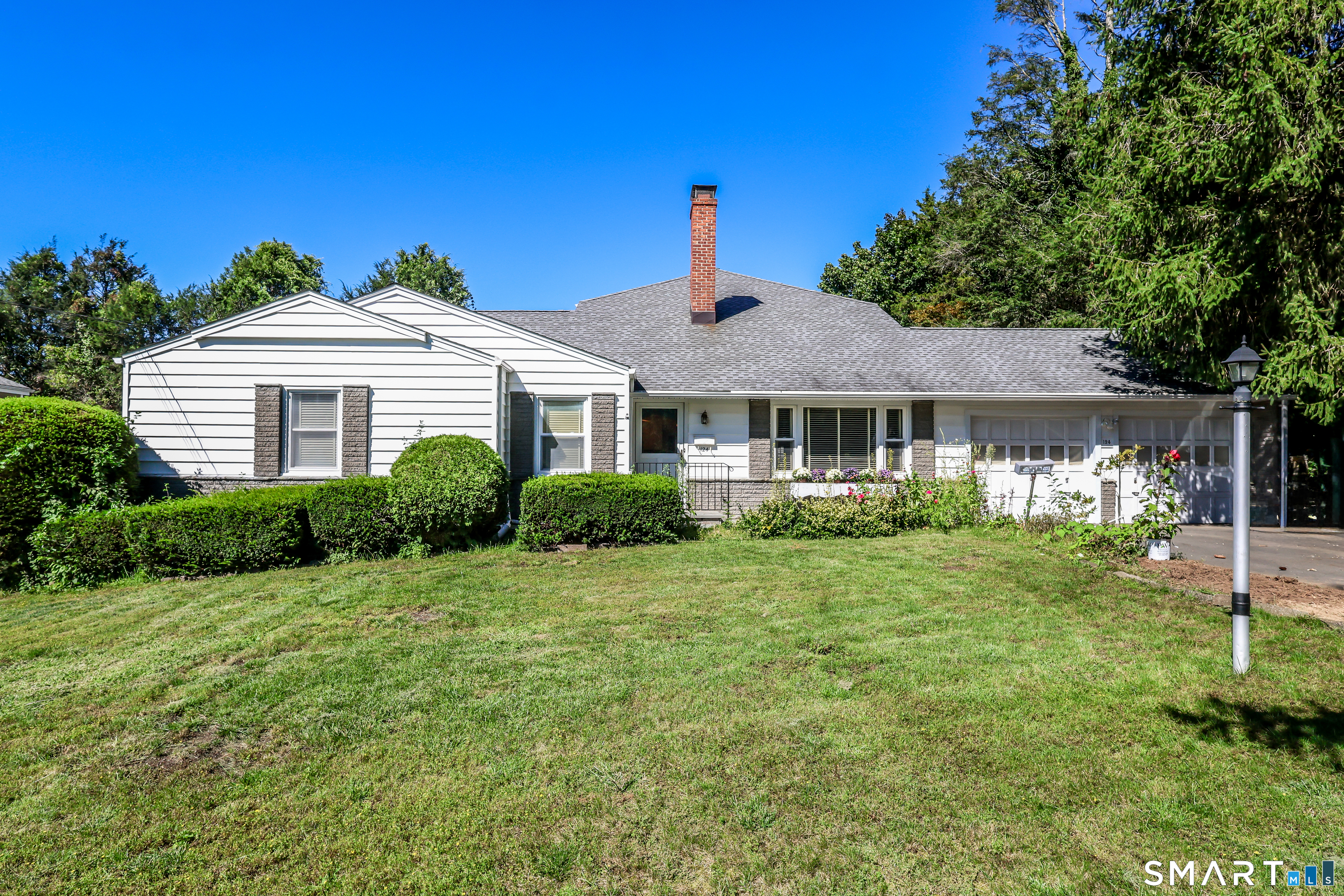 124 Chestnut Hill Road Trumbull CT 06611