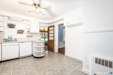 124 Chestnut Hill Road Trumbull CT 06611