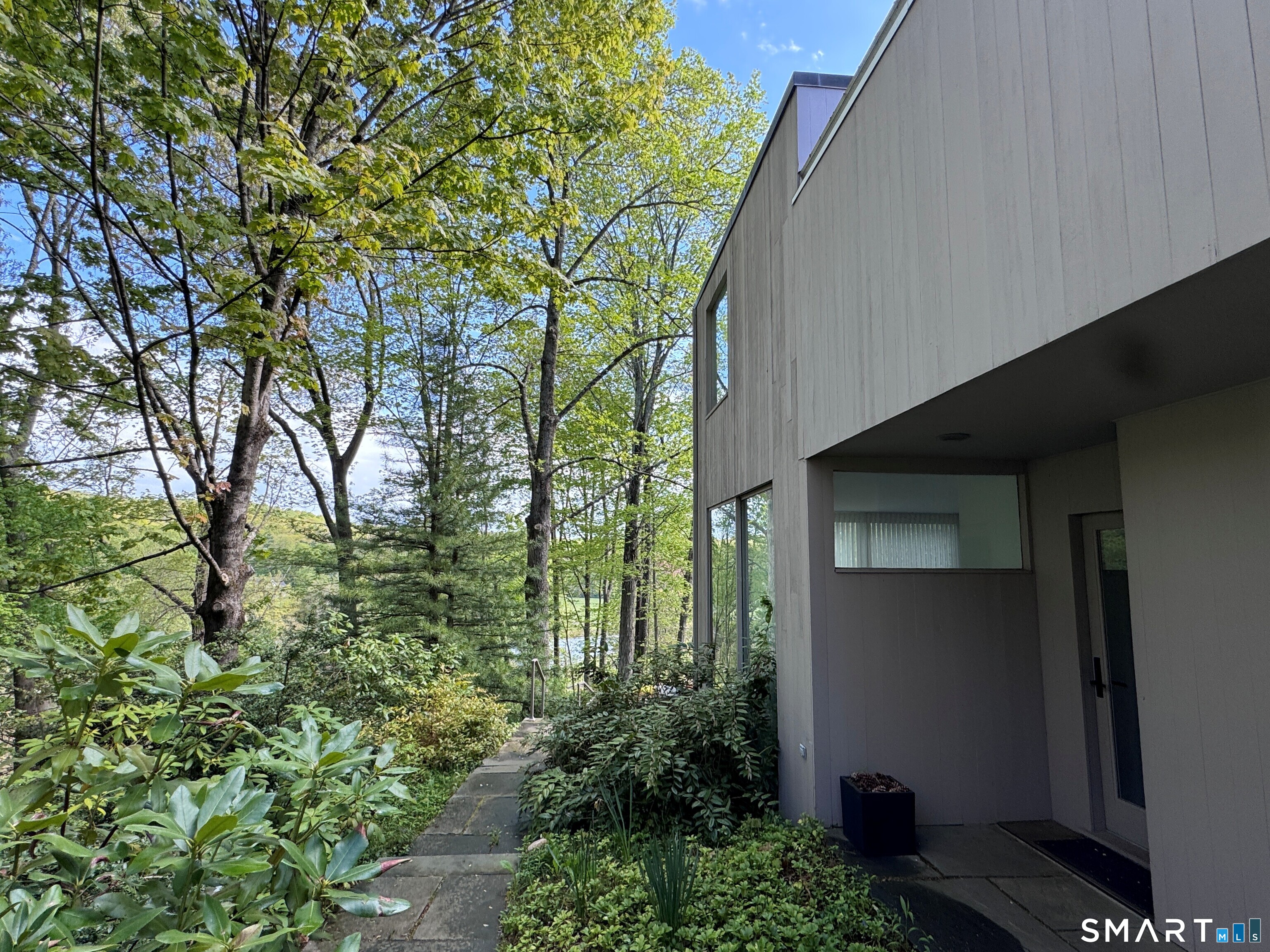 370-R Maiden Lane Durham CT 06422