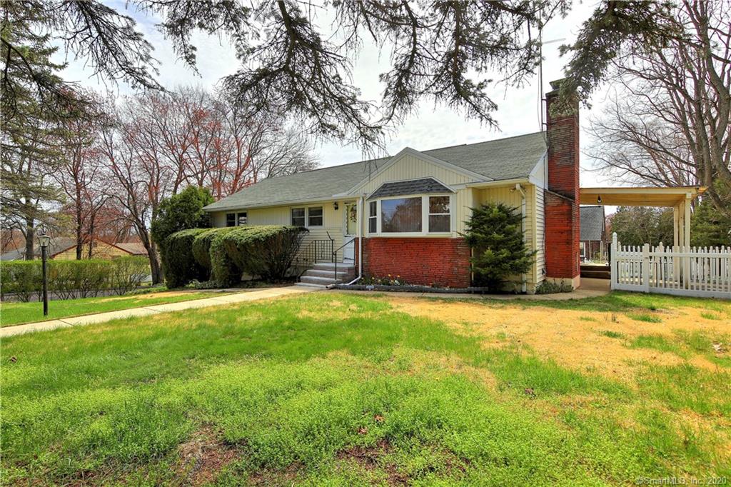 35 Maple Street Trumbull CT 06611