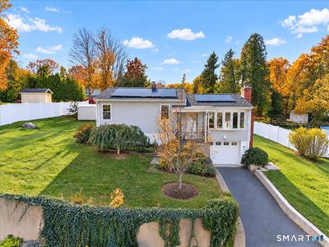 4 Elaine Drive Seymour CT 06483