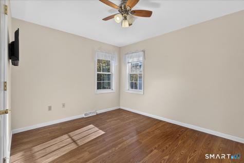 4 Elaine Drive Seymour CT 06483