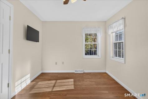4 Elaine Drive Seymour CT 06483