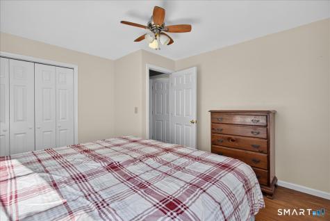 4 Elaine Drive Seymour CT 06483