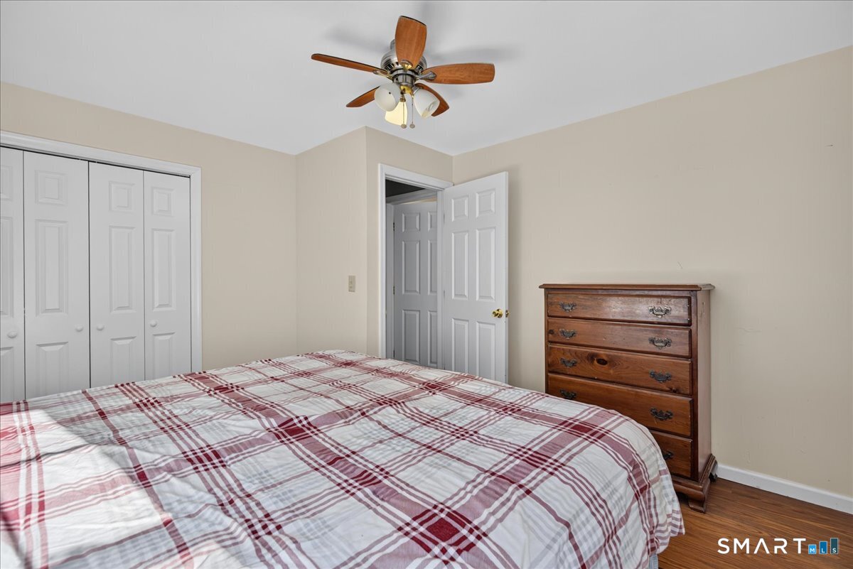 4 Elaine Drive Seymour CT 06483