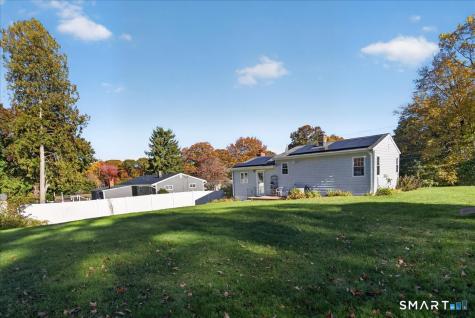4 Elaine Drive Seymour CT 06483