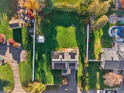 4 Elaine Drive Seymour CT 06483
