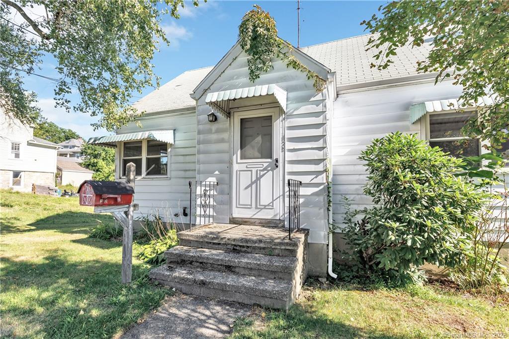 172 Colony Street Stratford CT 06615