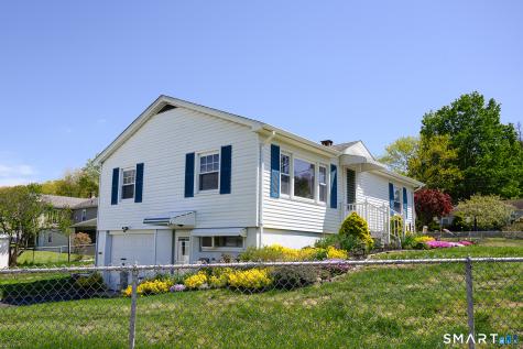 8 Teddy Lane Norwich CT 06360