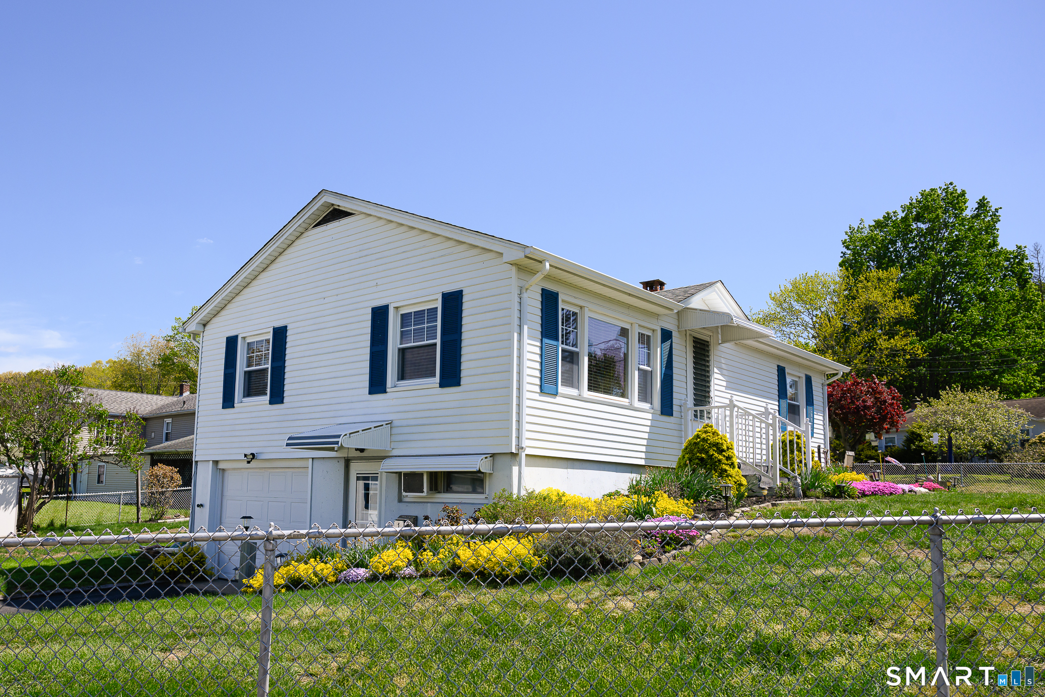 8 Teddy Lane Norwich CT 06360