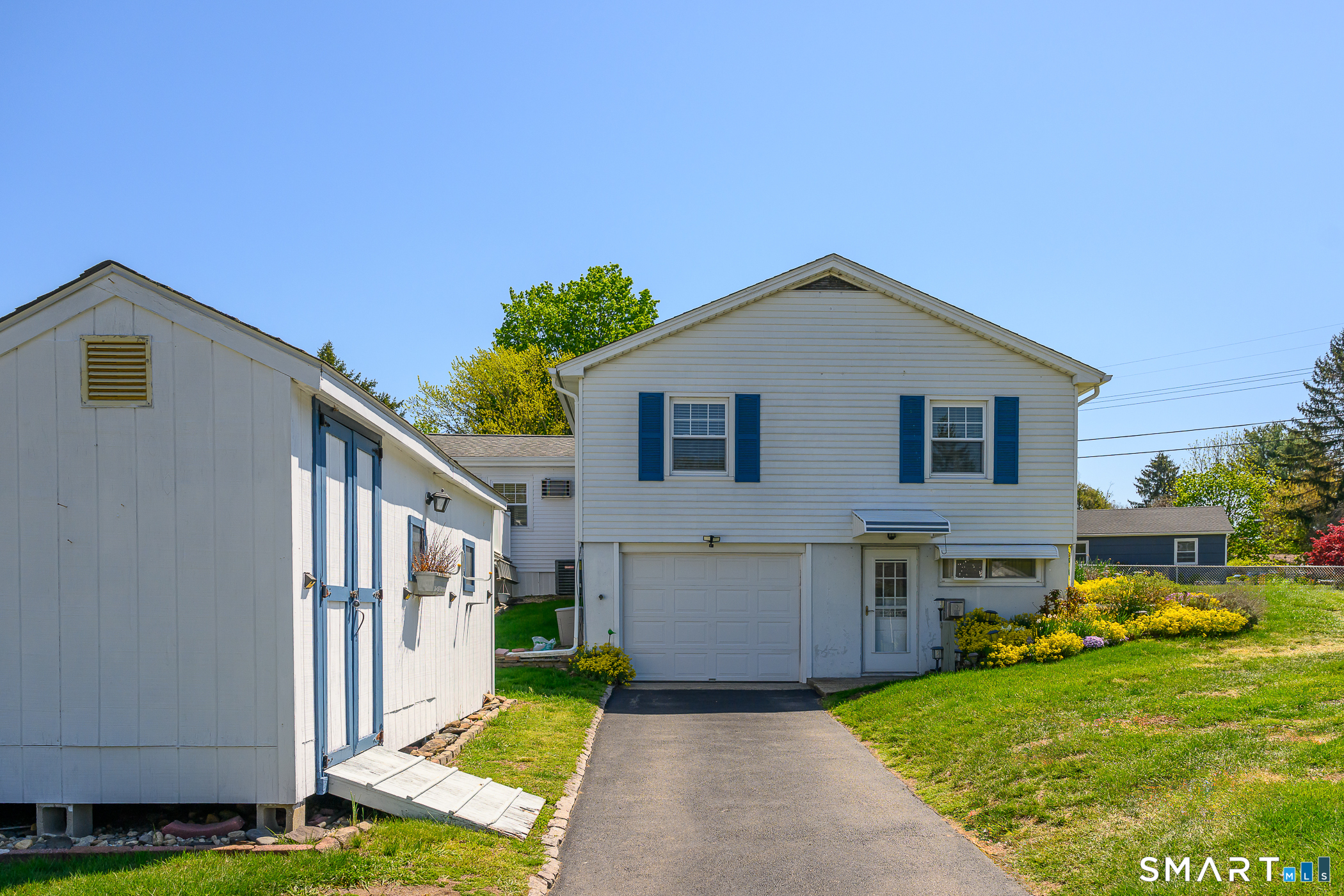 8 Teddy Lane Norwich CT 06360