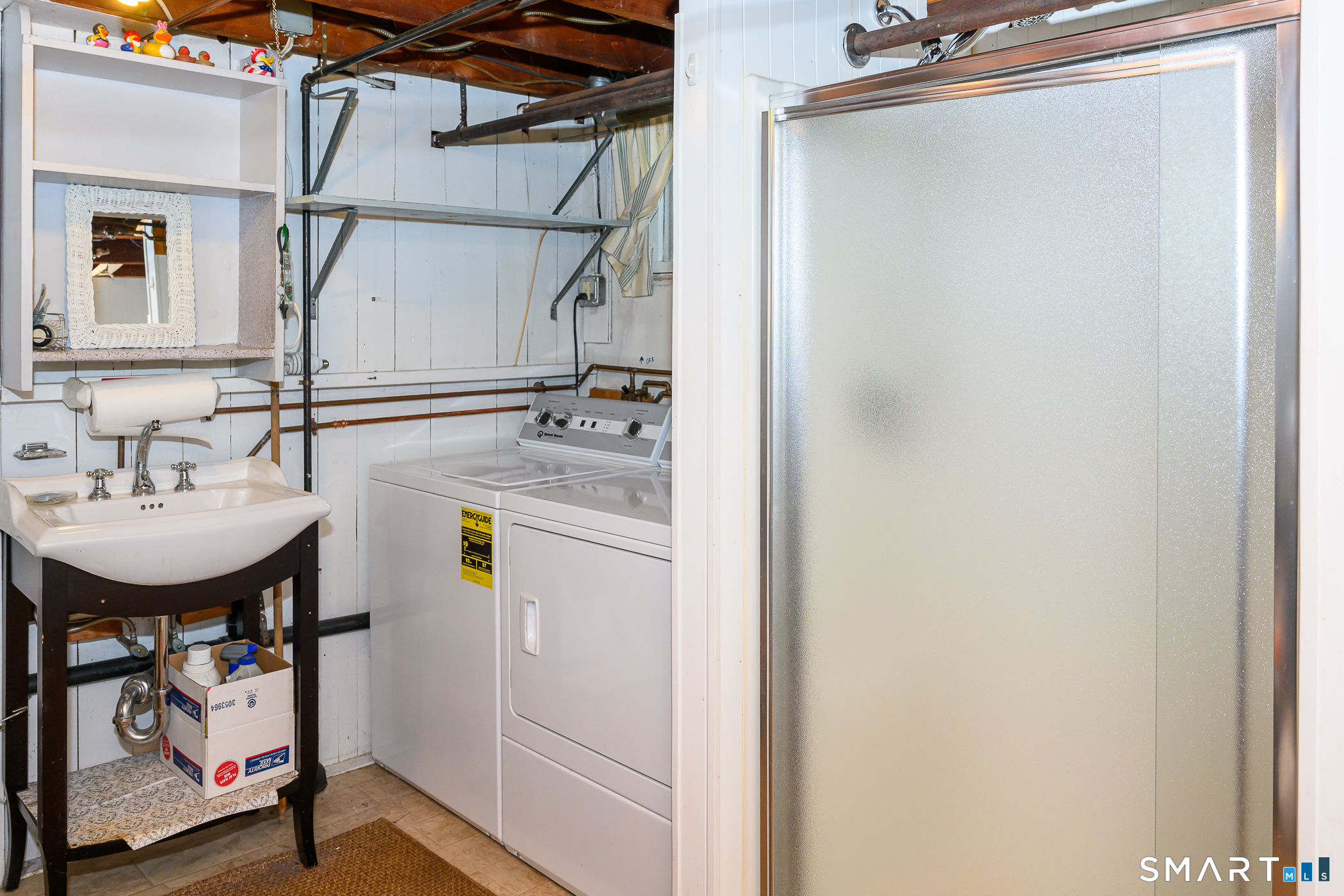 8 Teddy Lane Norwich CT 06360